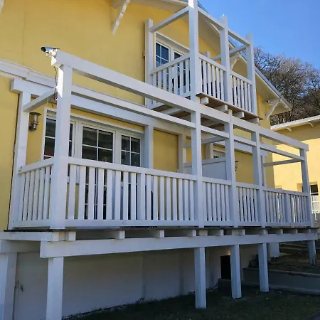 Waldhaus * Sellin (Rugen)