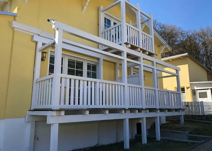 Waldhaus * Sellin (Rugen)